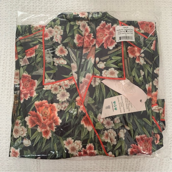 NEW We Are HAH Perfectly Taylored Satin Dress Asian Inspired Small - Picture 6 of 6